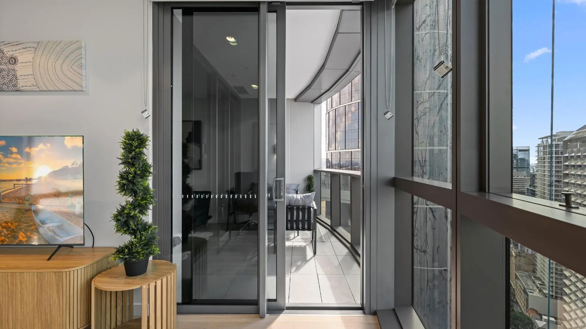 Sky Living & River Views In Queens Wharf Residences Brisbane 0*,
