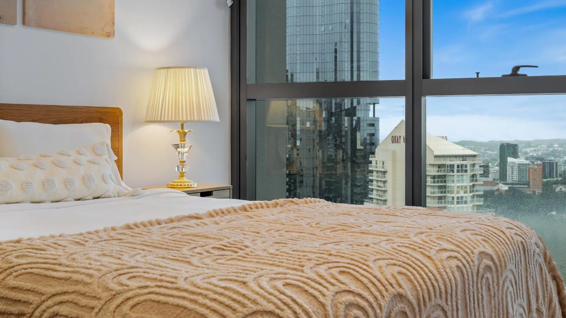Sky Living & River Views In Queens Wharf Residences Brisbane 0*,