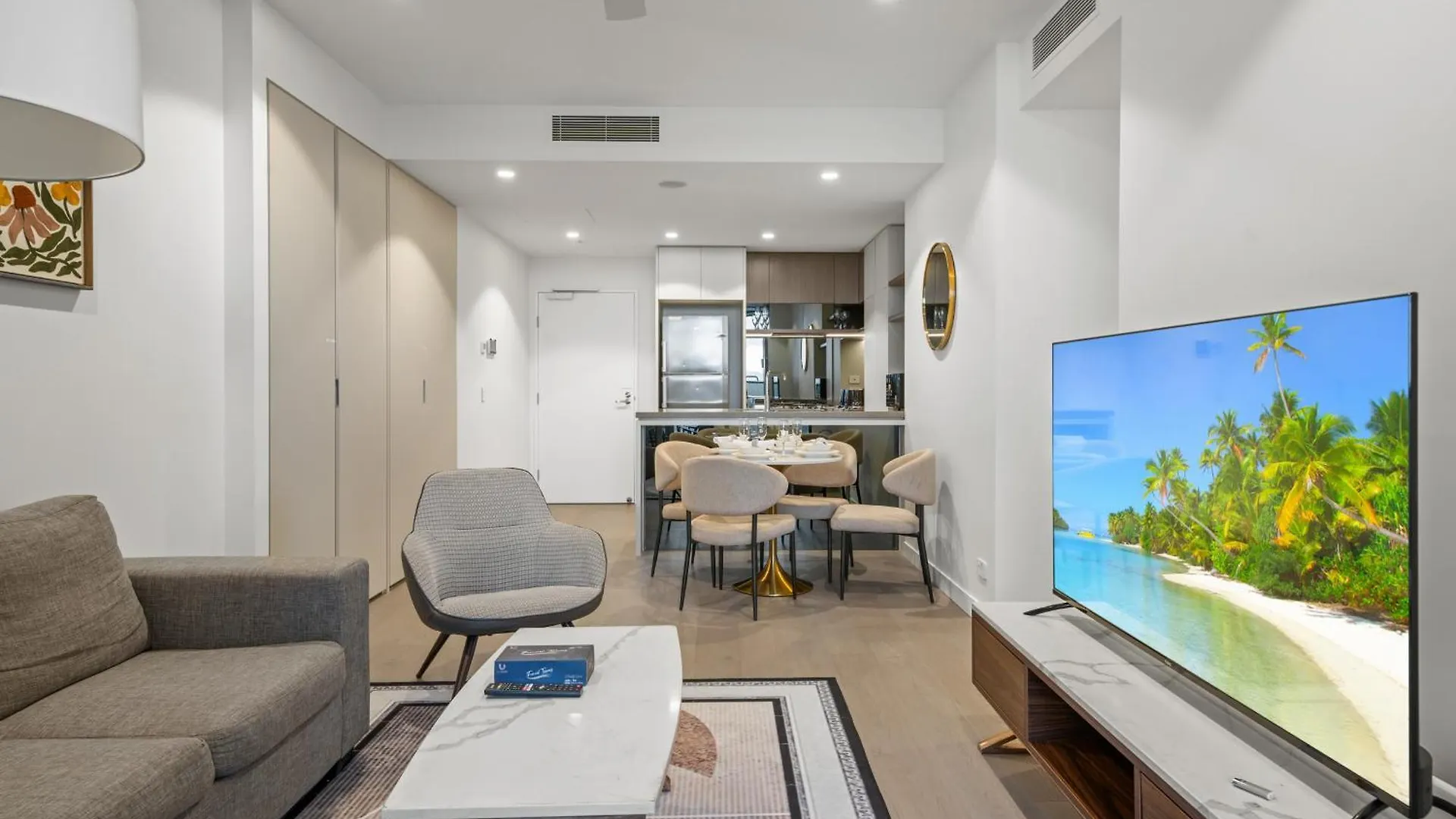 Apartment Sky Living & River Views In Queens Wharf Residences Brisbane Australia